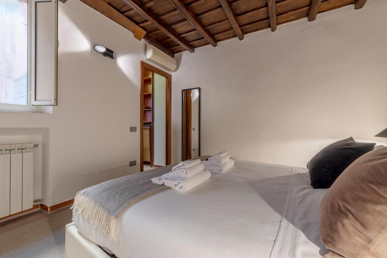 Giubbonari 23 - Fromhometorome Apartamento Roma