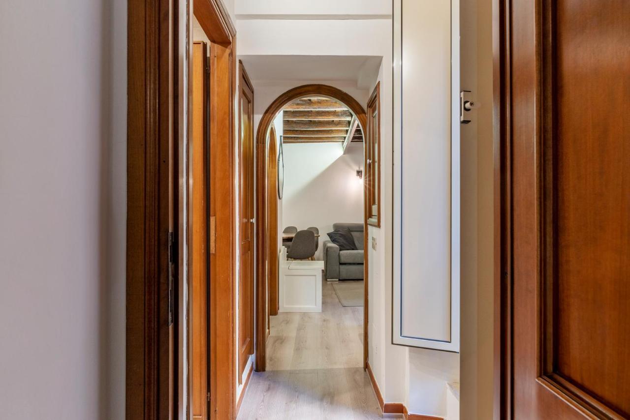 Giubbonari 23 - Fromhometorome Apartamento