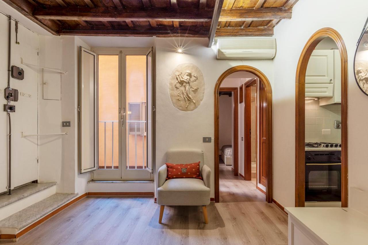 Giubbonari 23 - Fromhometorome * Roma