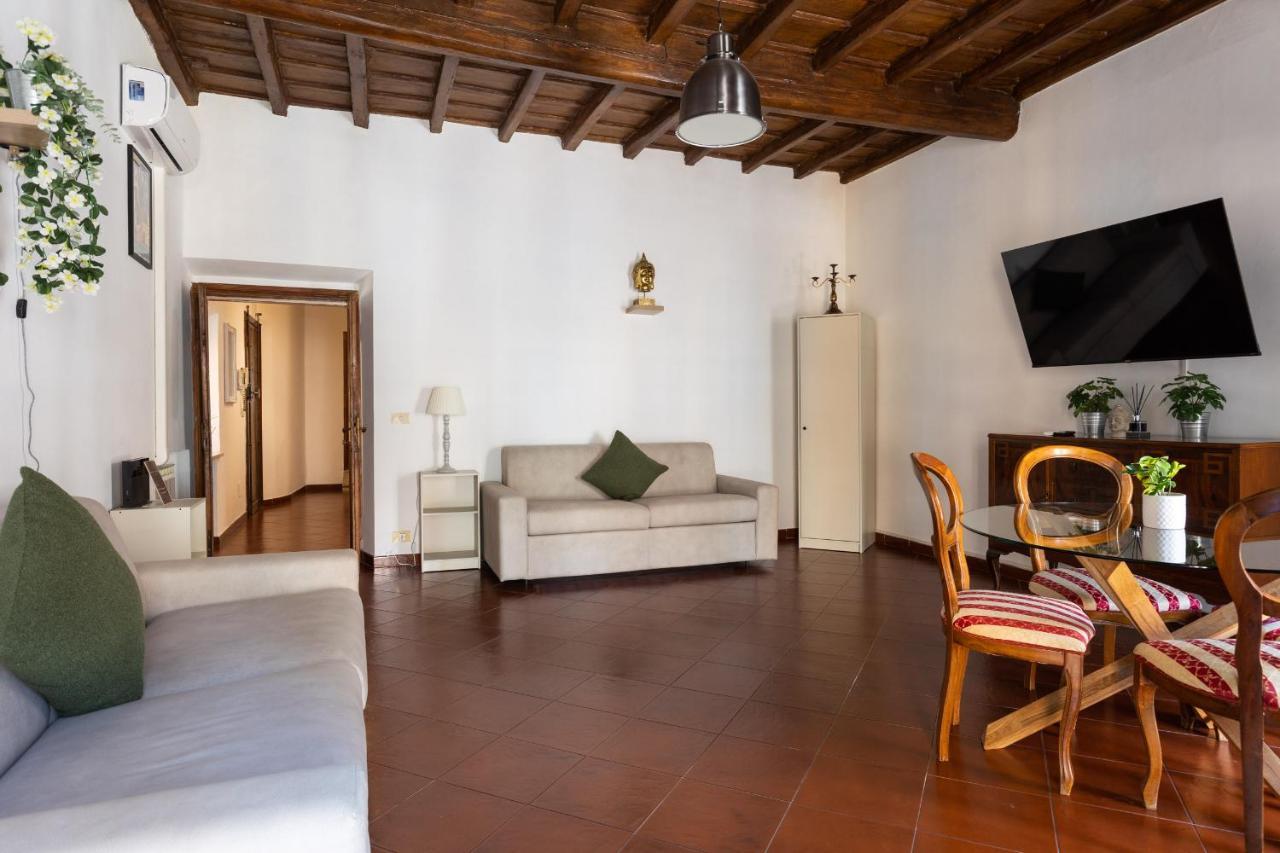 Navona Open Space Apartments 4*