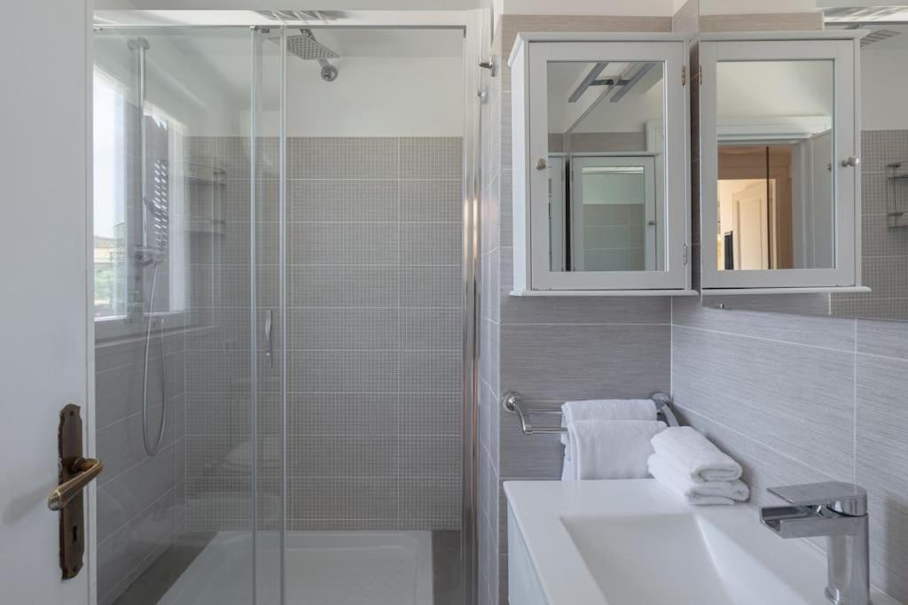 Penthouse With Jacuzzi On Private Terrace In Trastevere Appartamento *