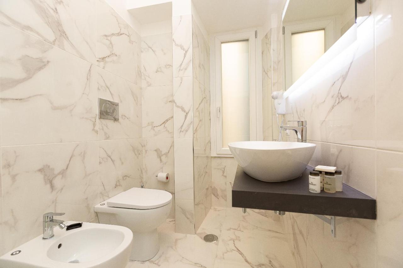 Savoia Exclusive House By Premium Collection