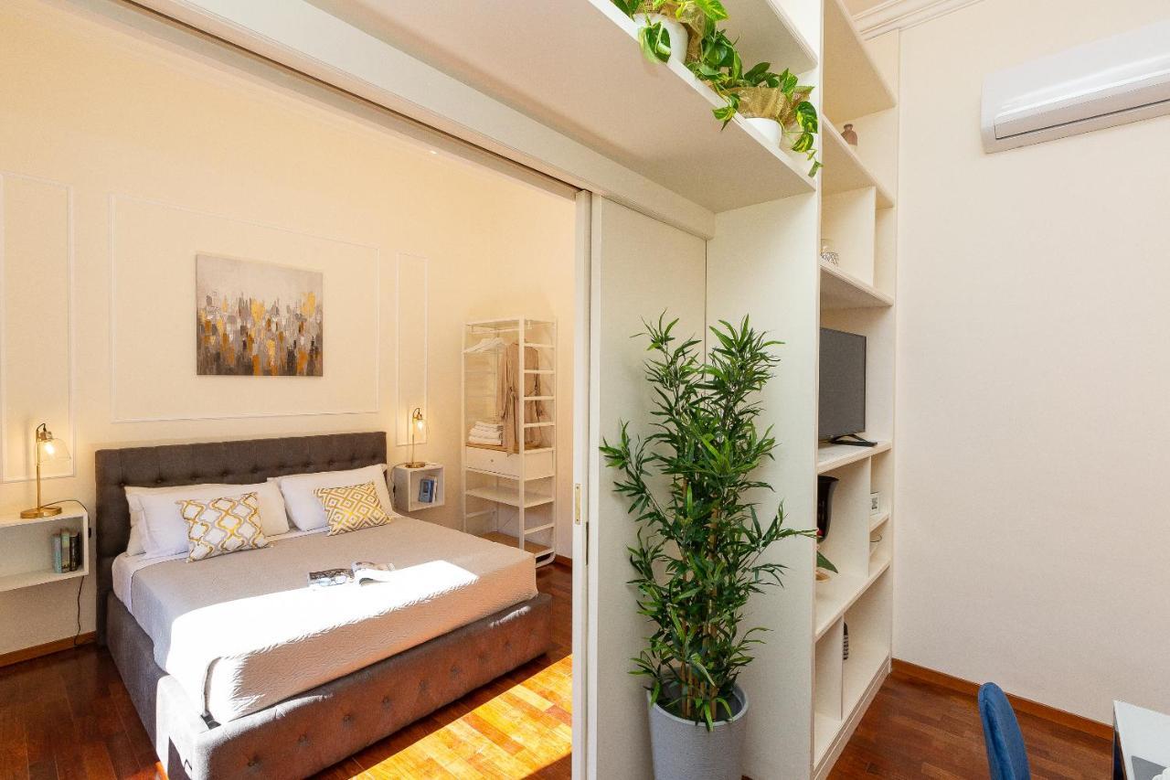 Savoia Exclusive House By Premium Collection