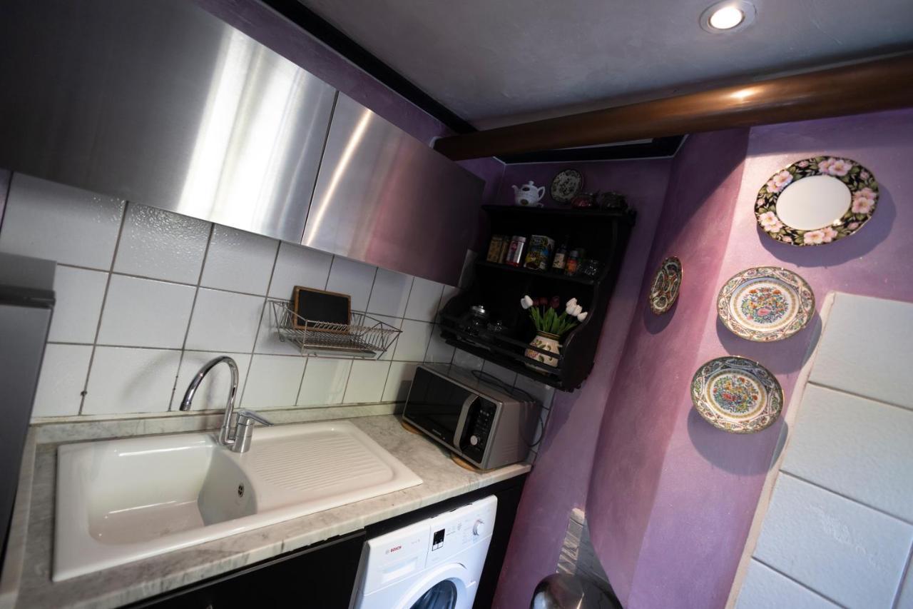 Luxury Piazza Di Spagna Escape With Private Apartment Rom