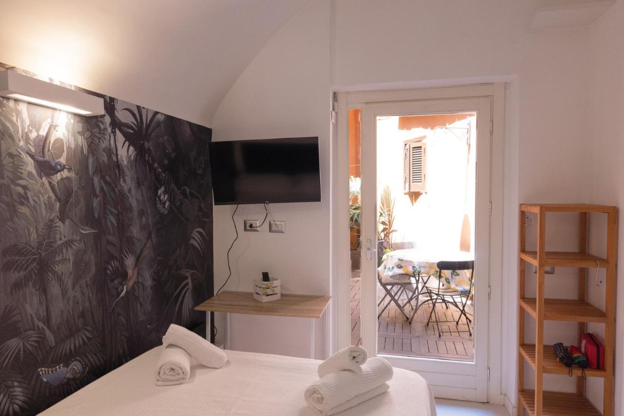 Appartamento Rione Monti With Private Garden Roma