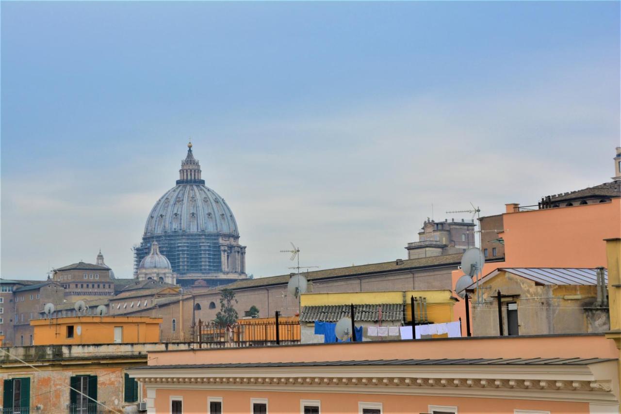 Living By Vatican With Panoramic Terraces In * Roma