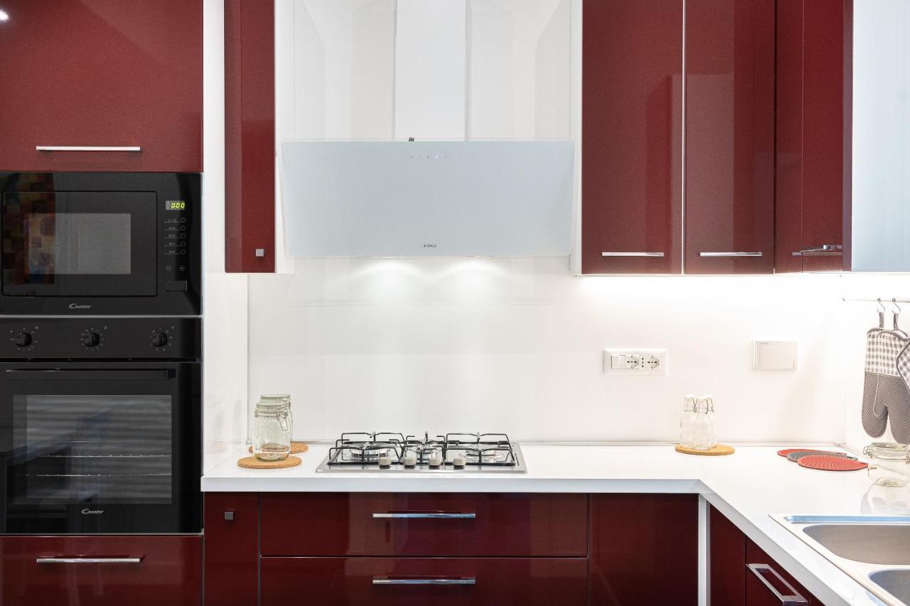 Ponte Milvio-rental In Roma
