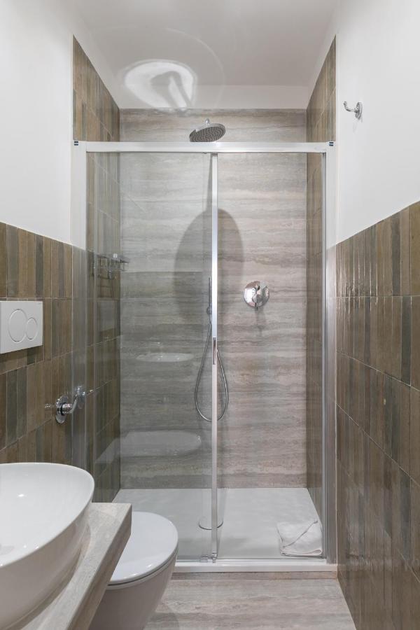 Charming Frattina - 2 Bathrooms New Apartamento *