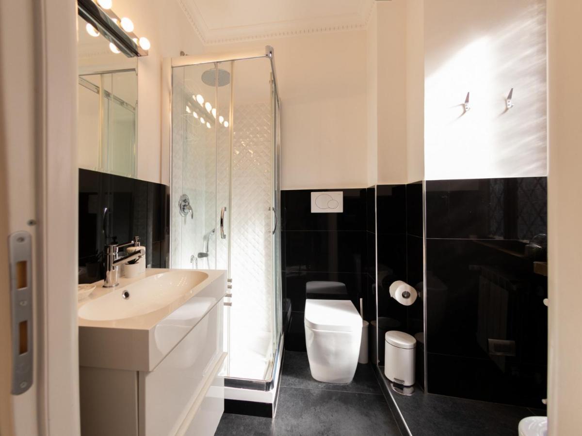 The Rent - In Testaccio District * Rom