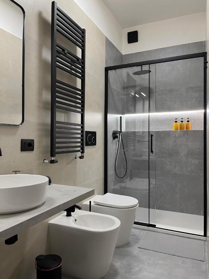 Di Design Rom