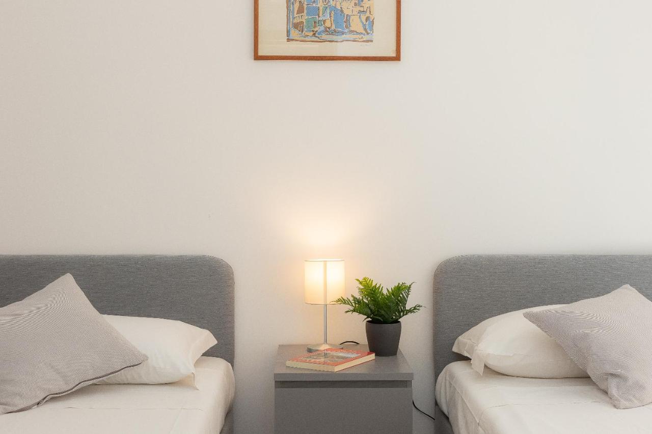 Cesare By In Apartamento Roma