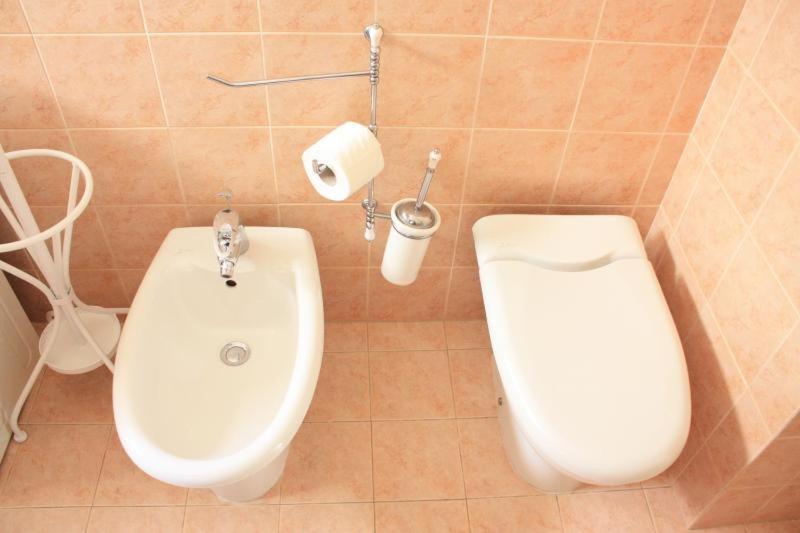 Apartamento At Colosseo With Terrace Overlooking The Garden By Lyon *