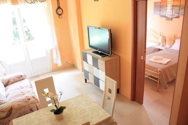 At Colosseo With Terrace Overlooking The Garden By Lyon Apartamento Roma