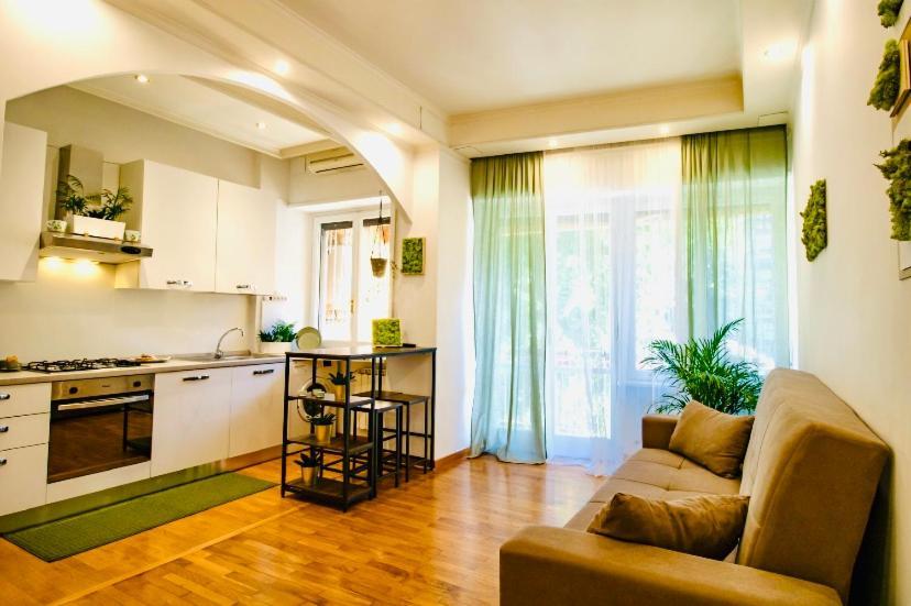 Ferienhaus Plant House Eur