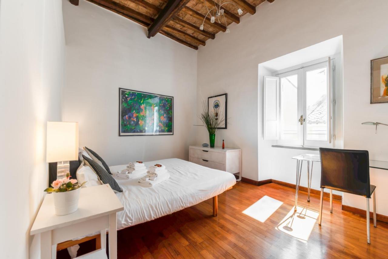 Apartment Via Del Teatro Pace Rome