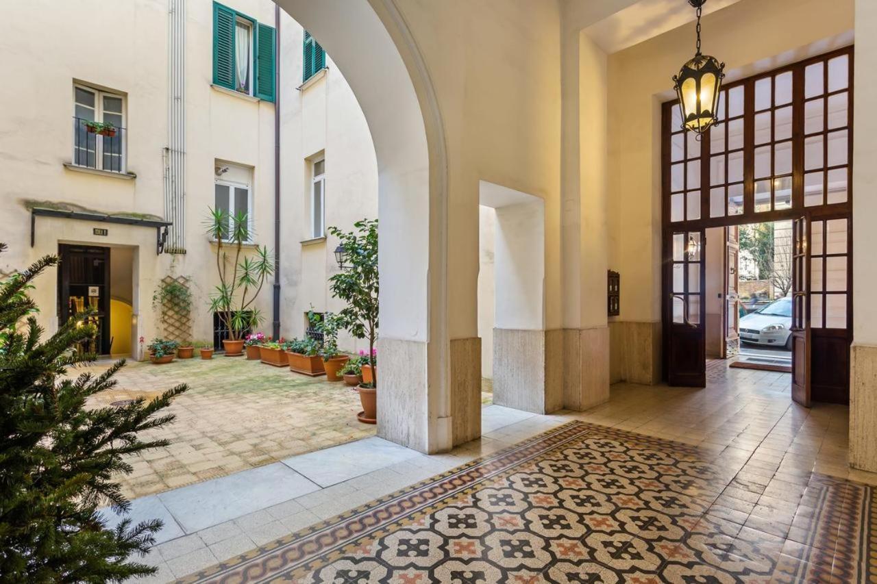 Lovely In Vatican Center Bed and breakfast *