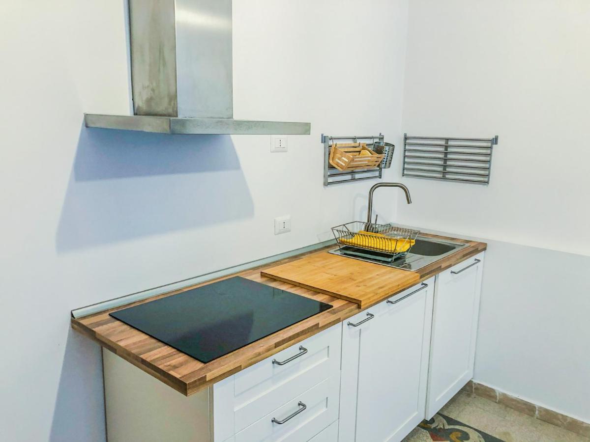 Apartment Cairoli Boutique Rom