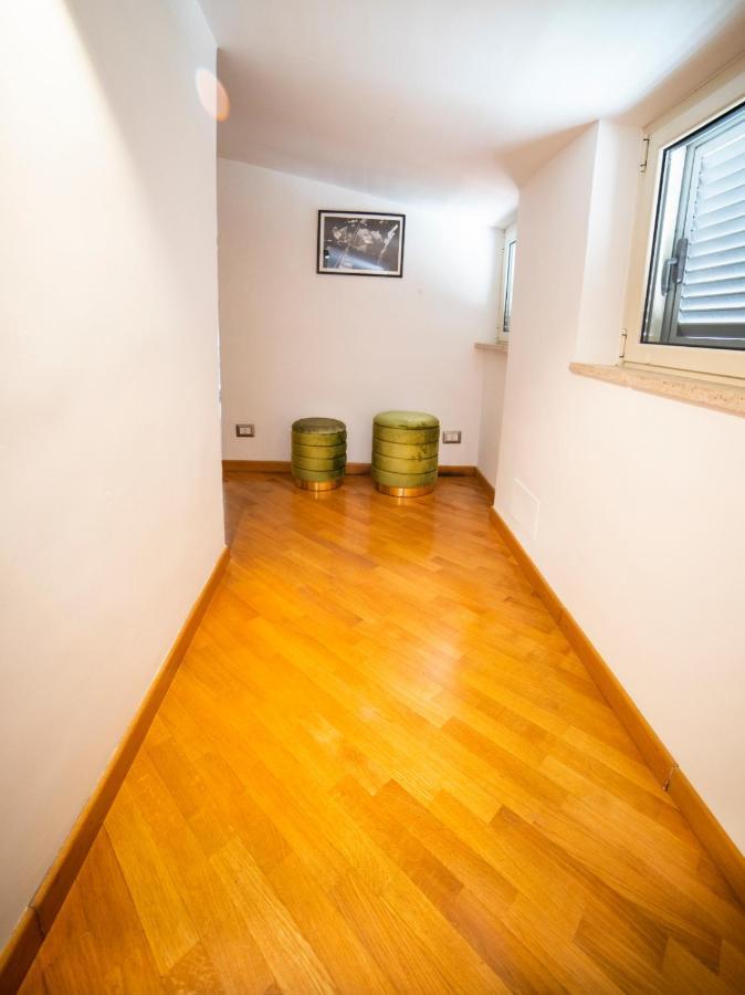 Apartamento Lucina 35 *