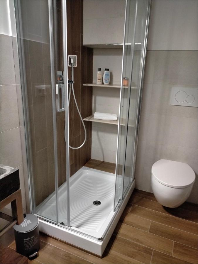 Red Roses Domus Apartamento