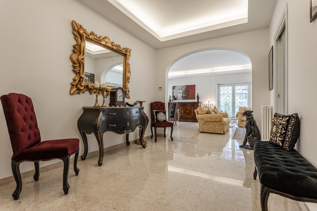 Ginevra Luxury New Classic Close Vatican