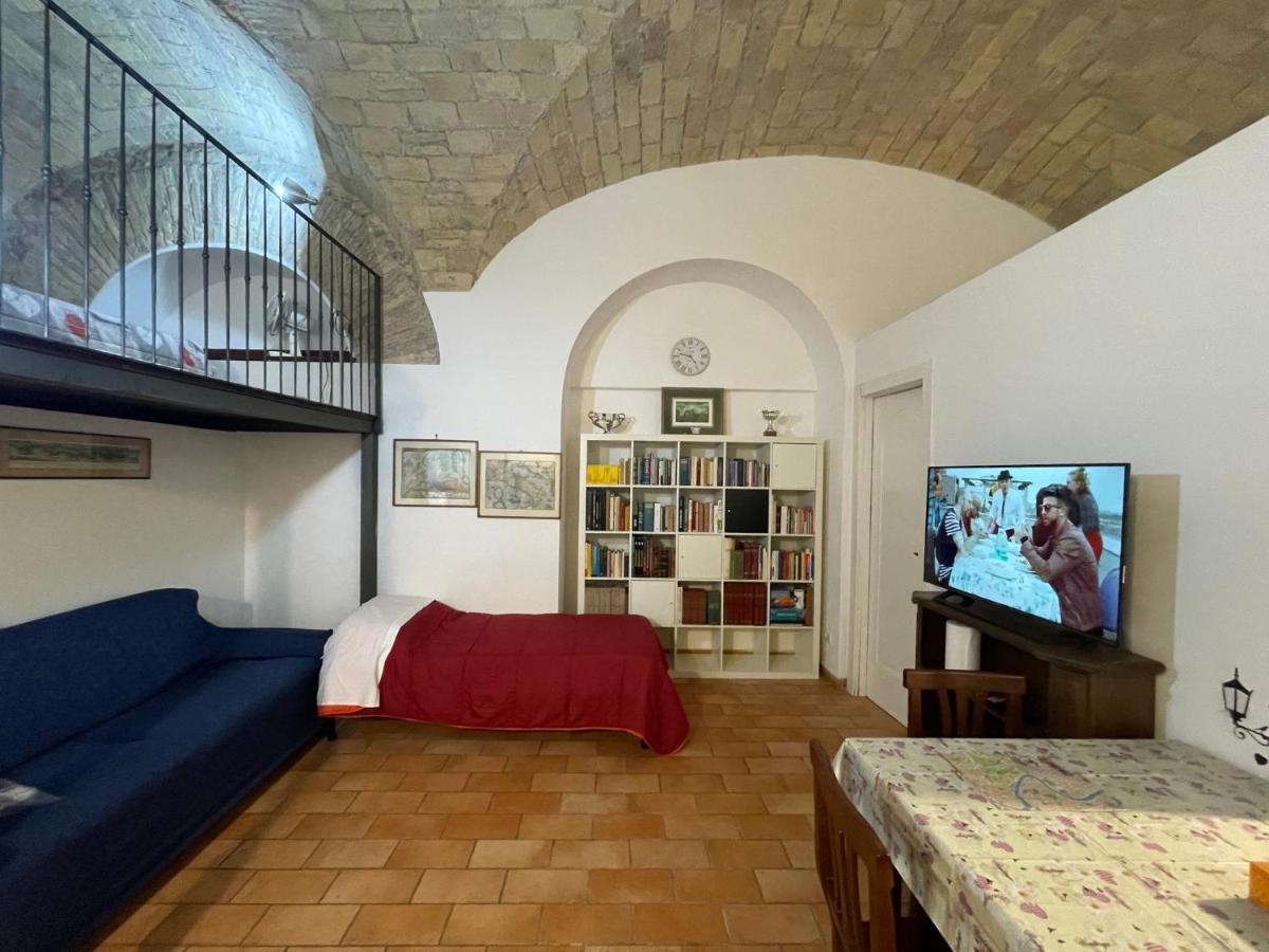 Royal House At The Center Apartment