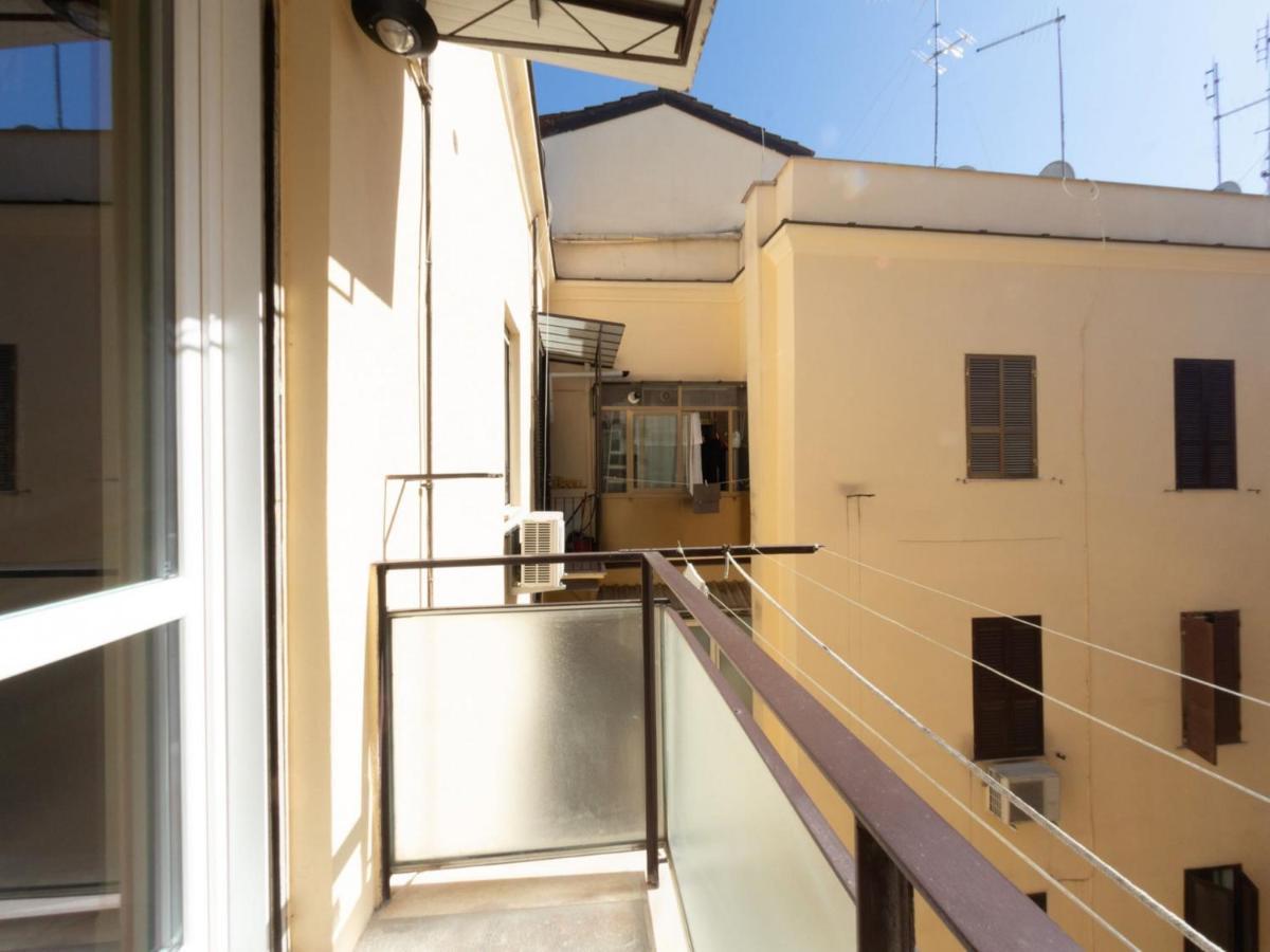 The Rent - Elegant Two-bedroom Close To Saint Peter's Basilica Roma