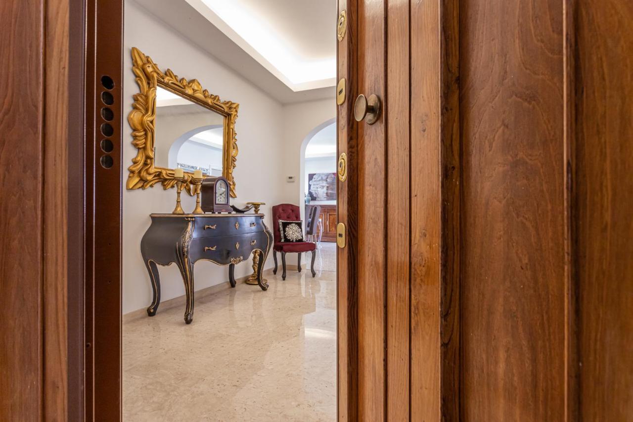 Ginevra Luxury New Classic Close Vatican * Roma