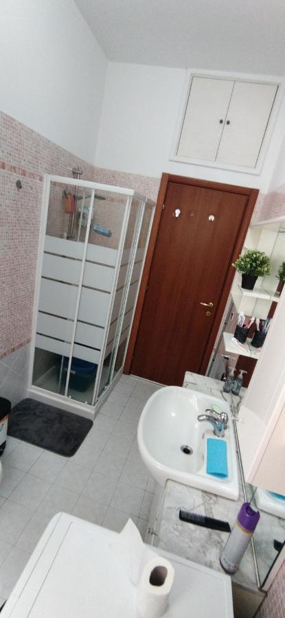 Claudia 's House