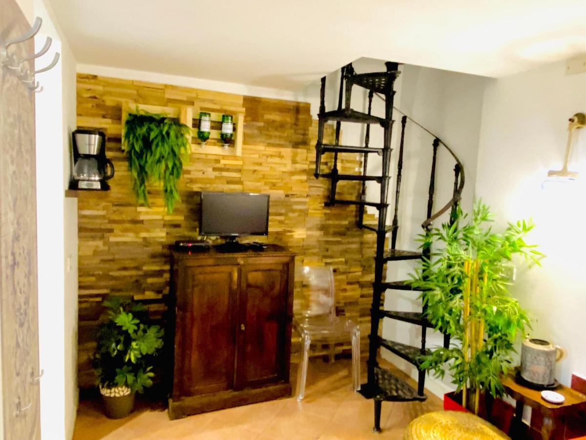 Moroni Trastevere Cozy *
