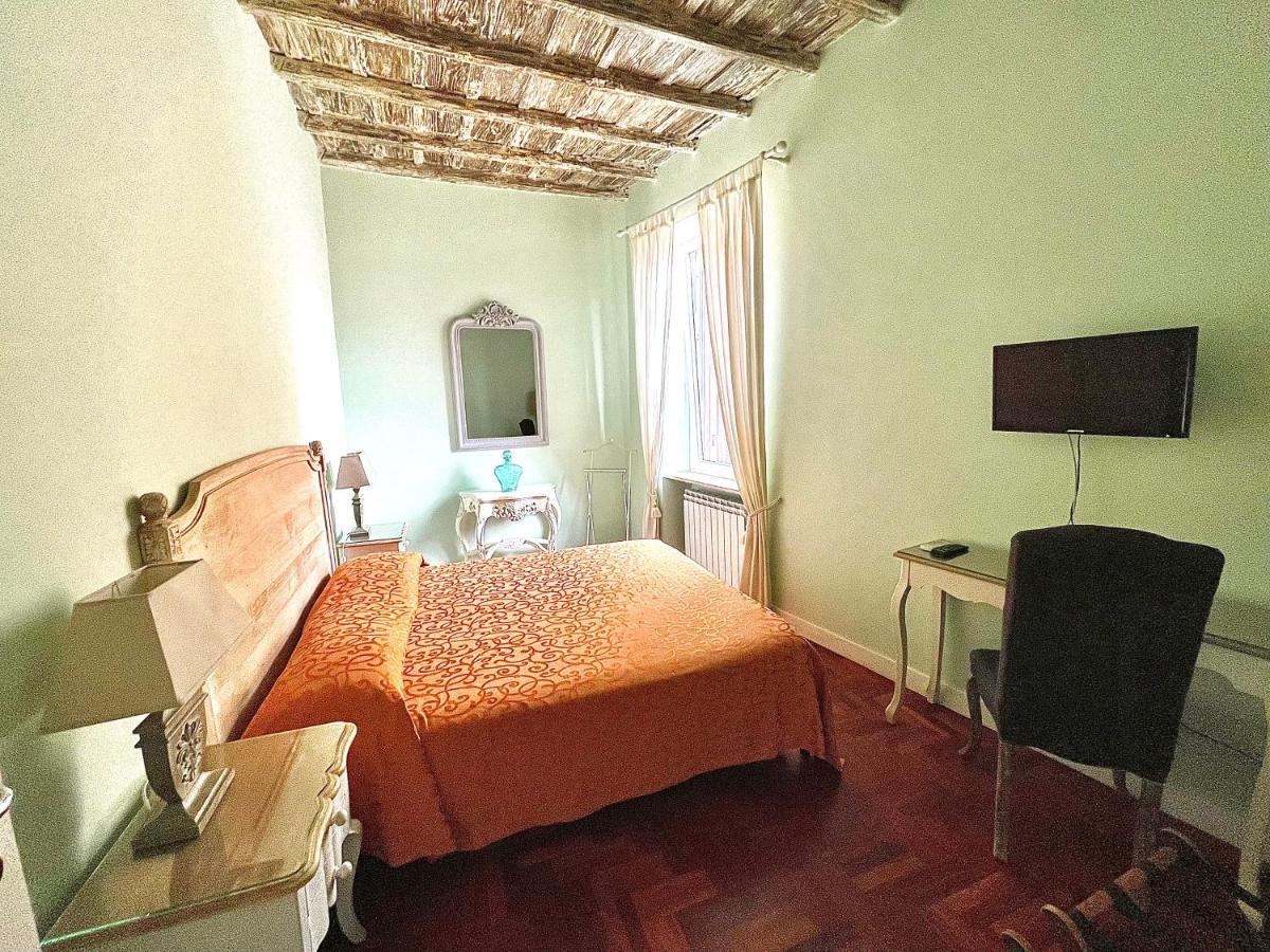 Calisto 6 Bed & Breakfast