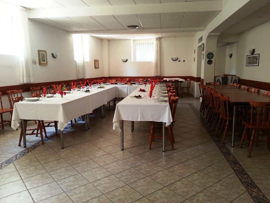 Maria Rosa Molas - Casa Per Ferie Guest house Rome