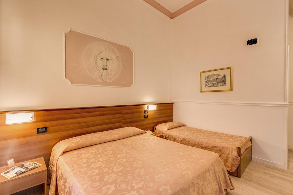 Hotel Martini 3*