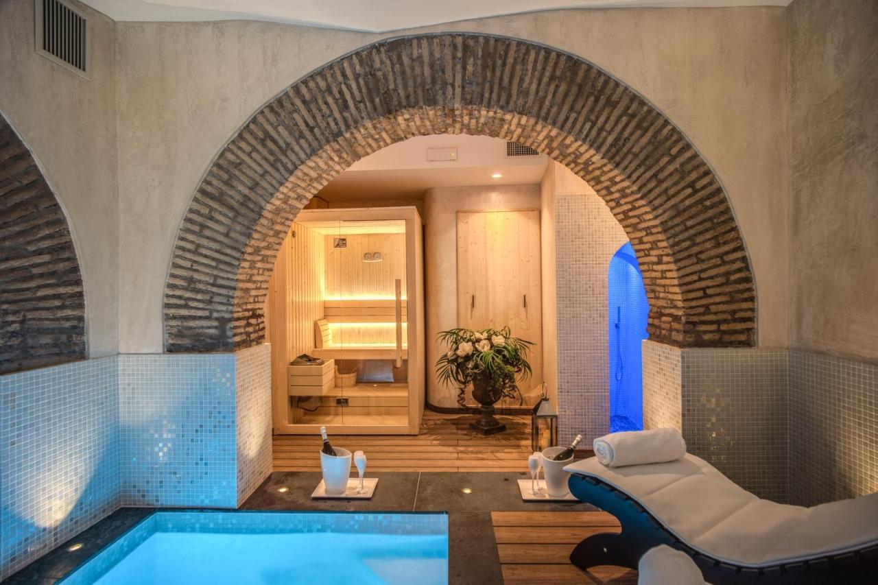 Boutique Relais Barozzi & Guest house Rome