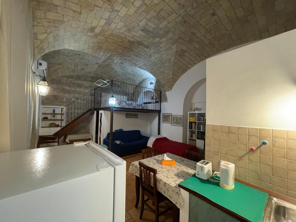Royal House At The Center Apartment