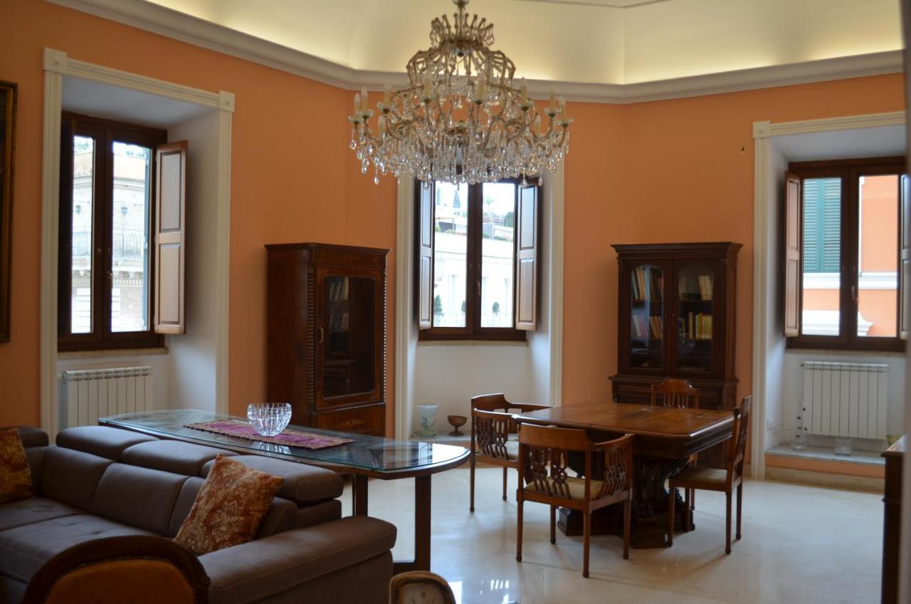 Apartamento Elegante Nel Centro Di