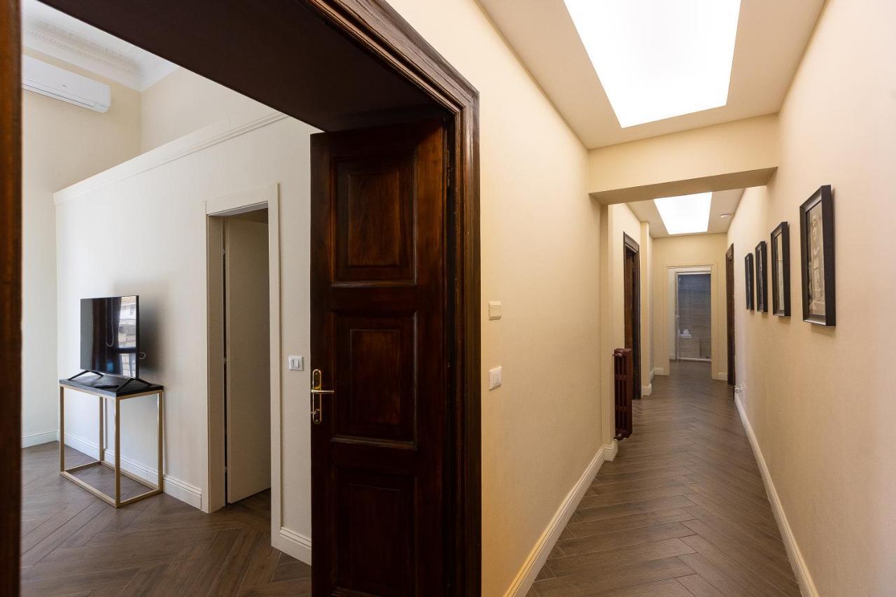 Via Barberini Apartamento *