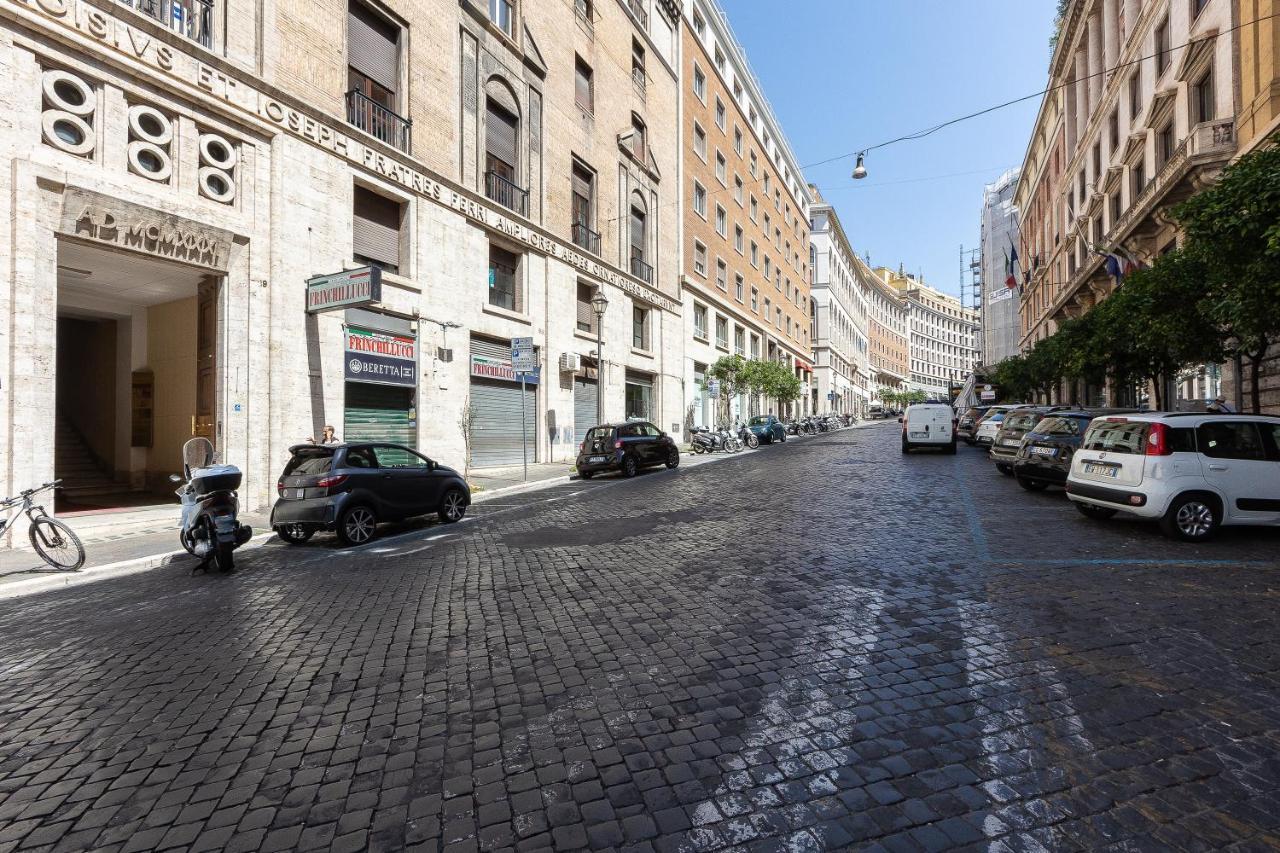 Via Barberini Apartamento