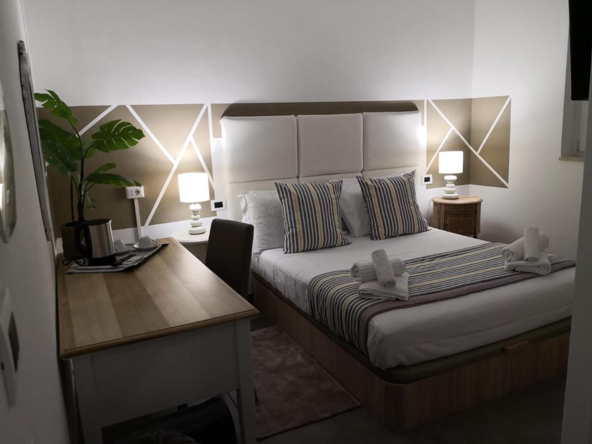 Tuscolo Metro A House Apartment *
