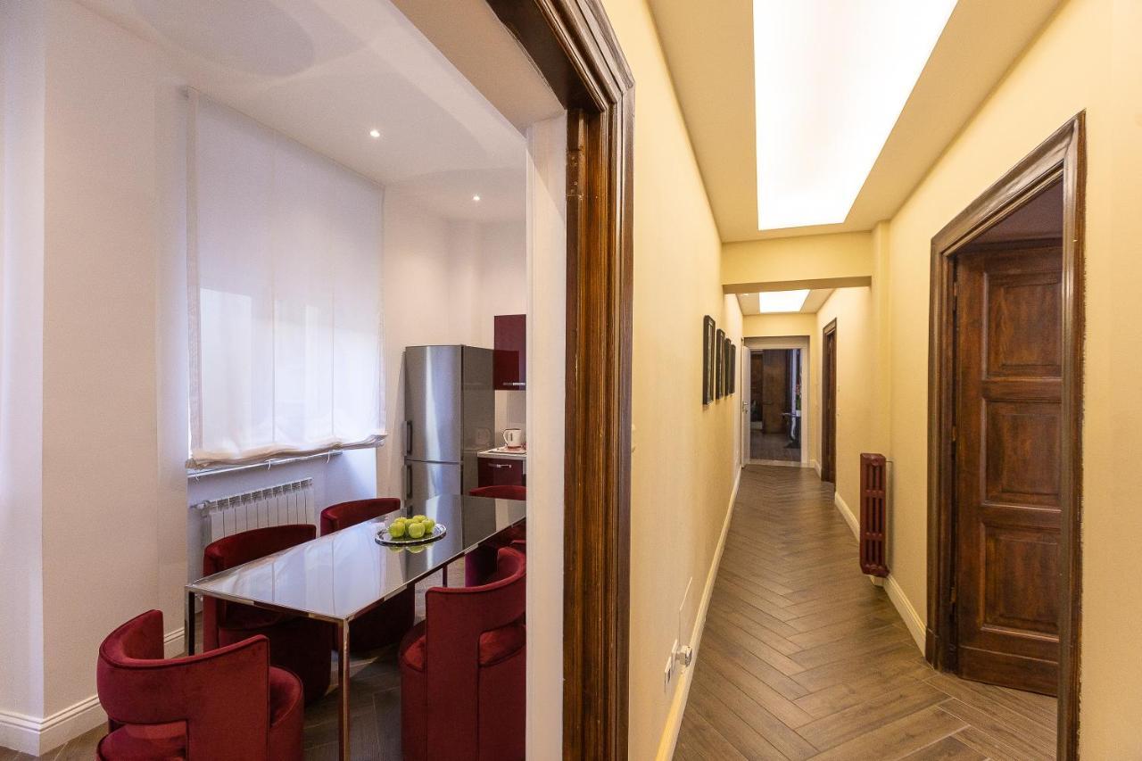 Via Barberini Apartamento *