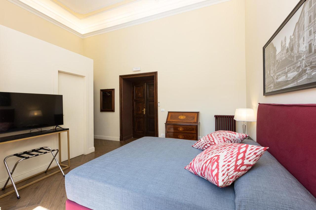 Via Barberini Apartamento