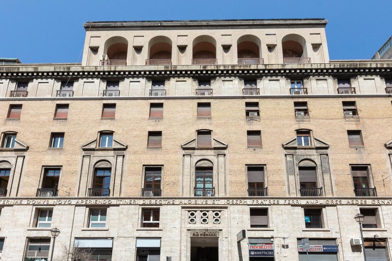 Via Barberini Apartamento *
