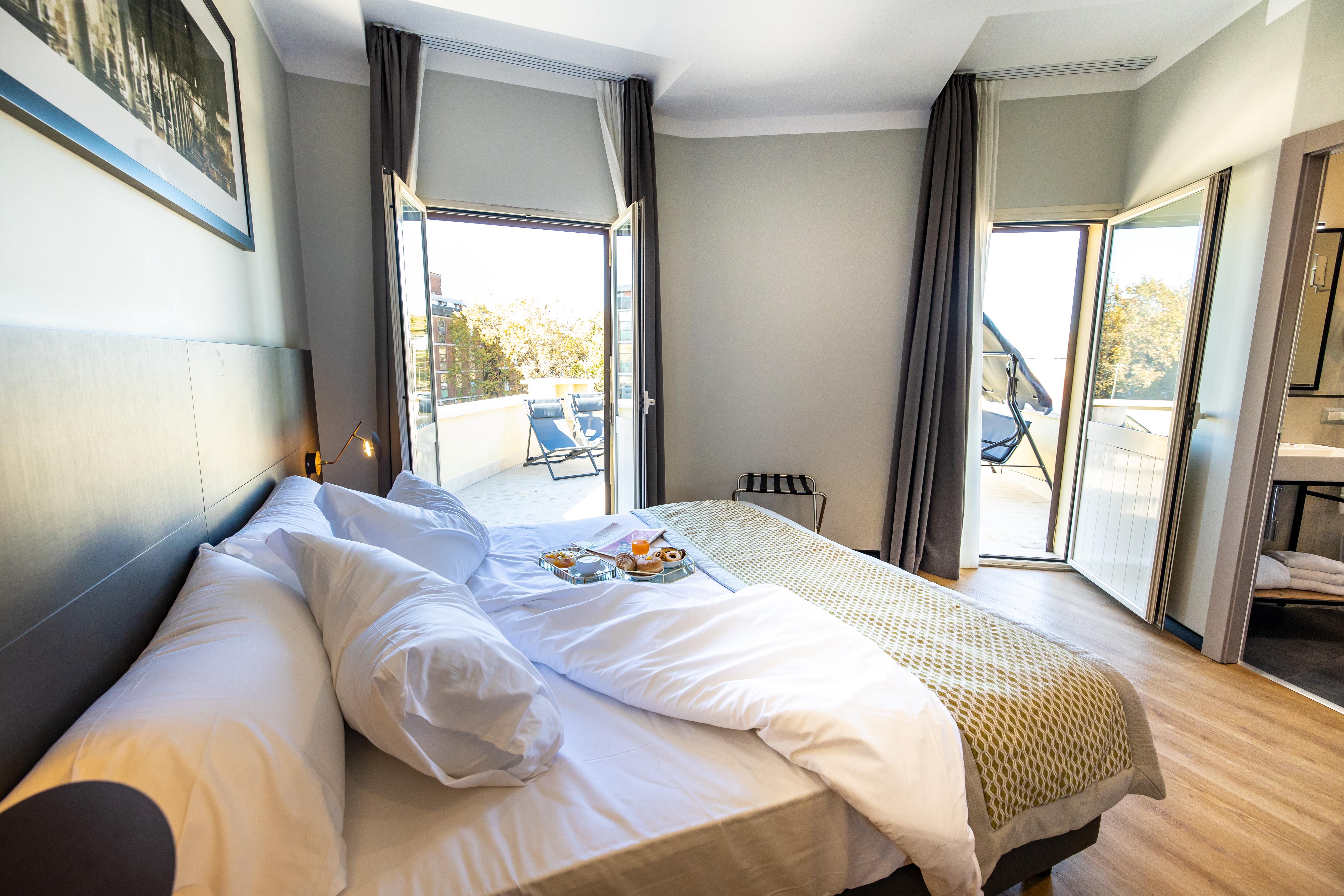 The Cross Hotell