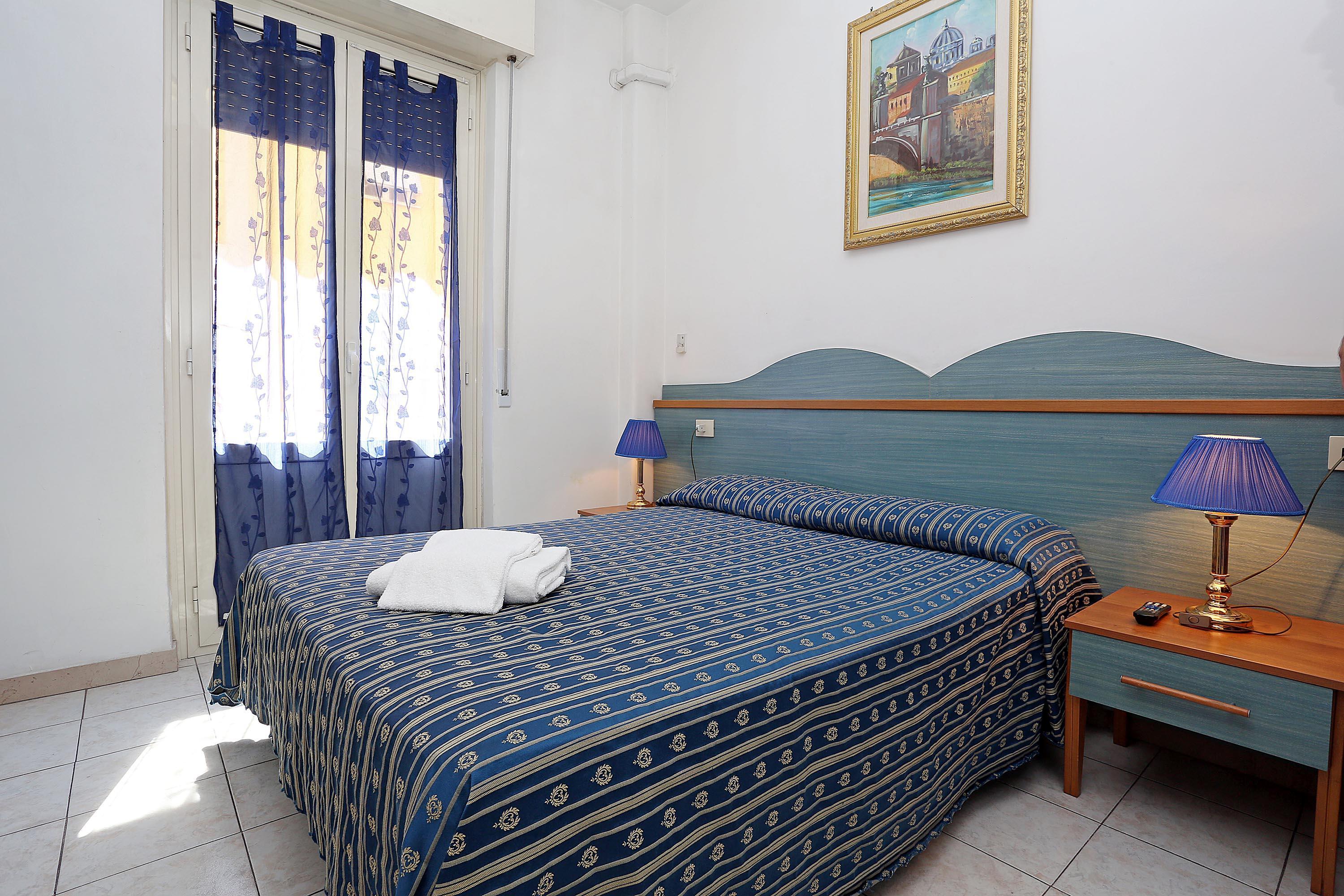 Hotel Athena