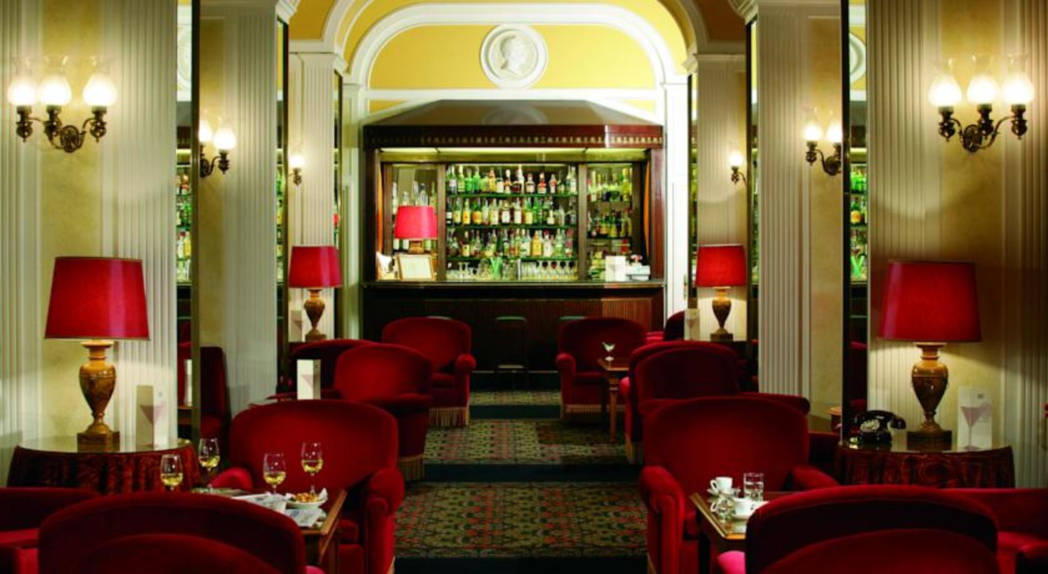 Bettoja Massimo D'azeglio Hotel 4*
