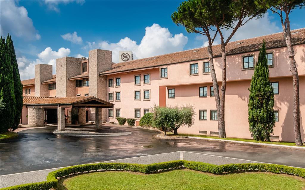 Sheraton Parco De' Medici 4*
