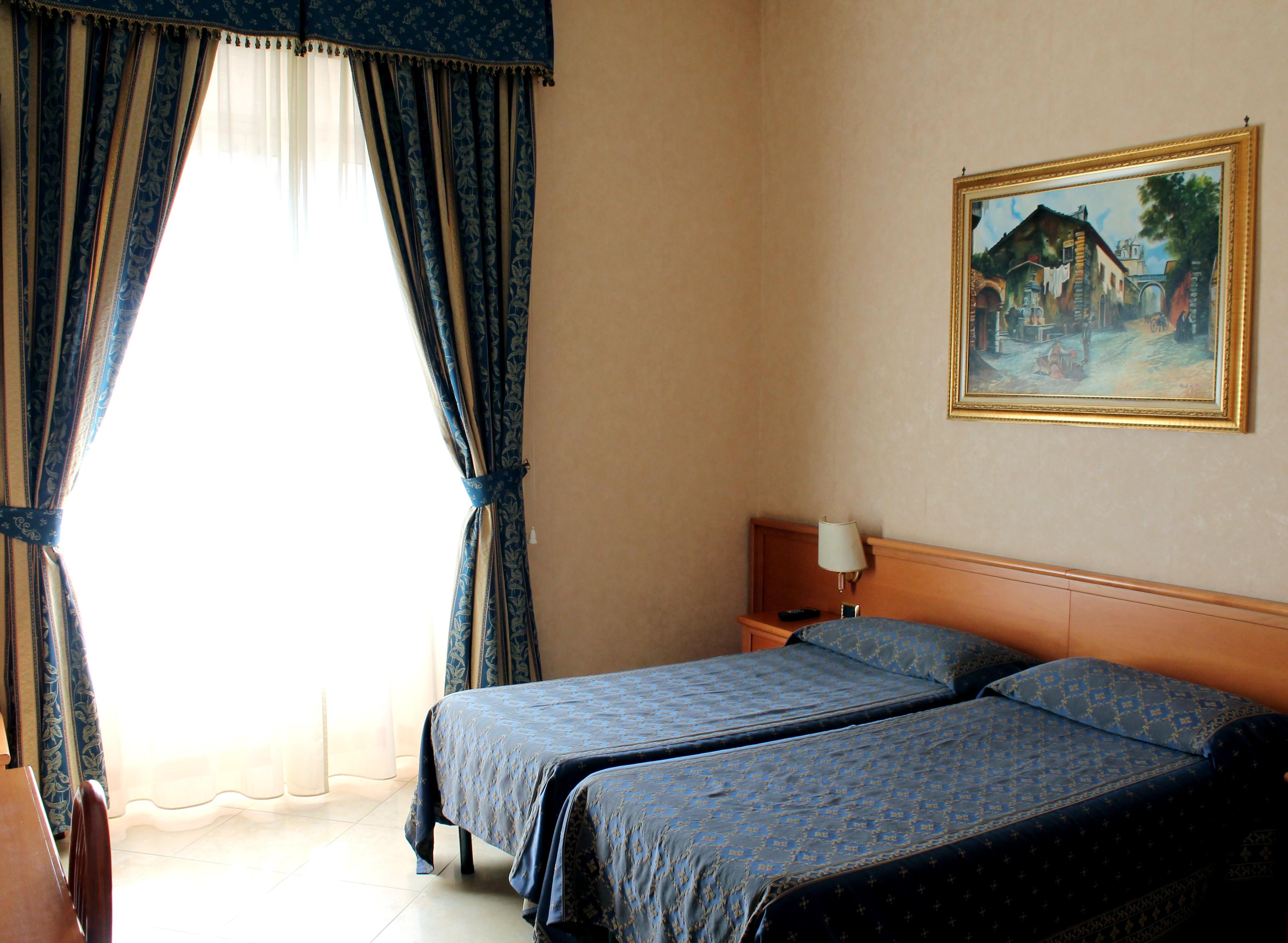 Orlanda Hotell 2*