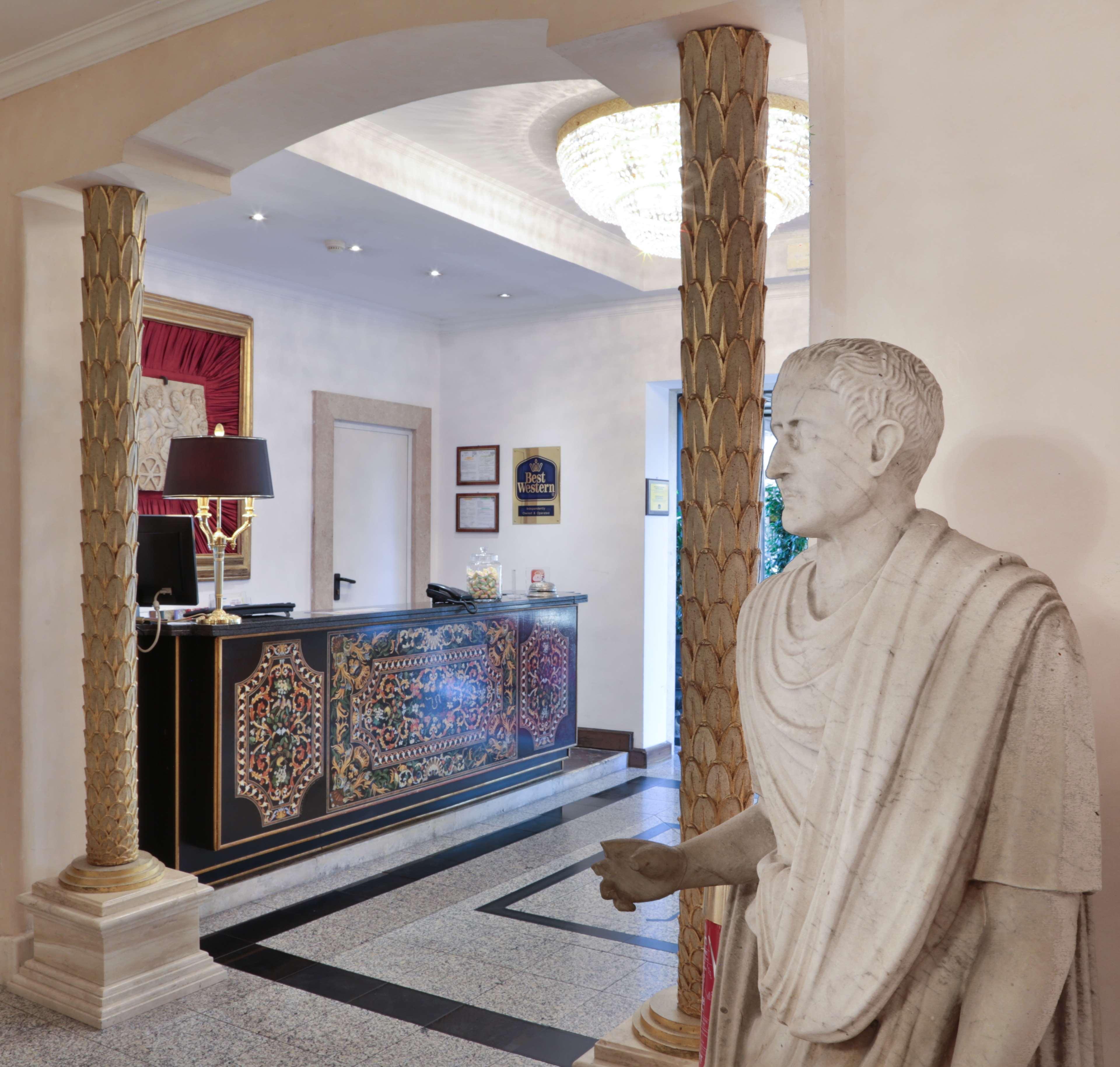 Western Rivoli 4* Roma