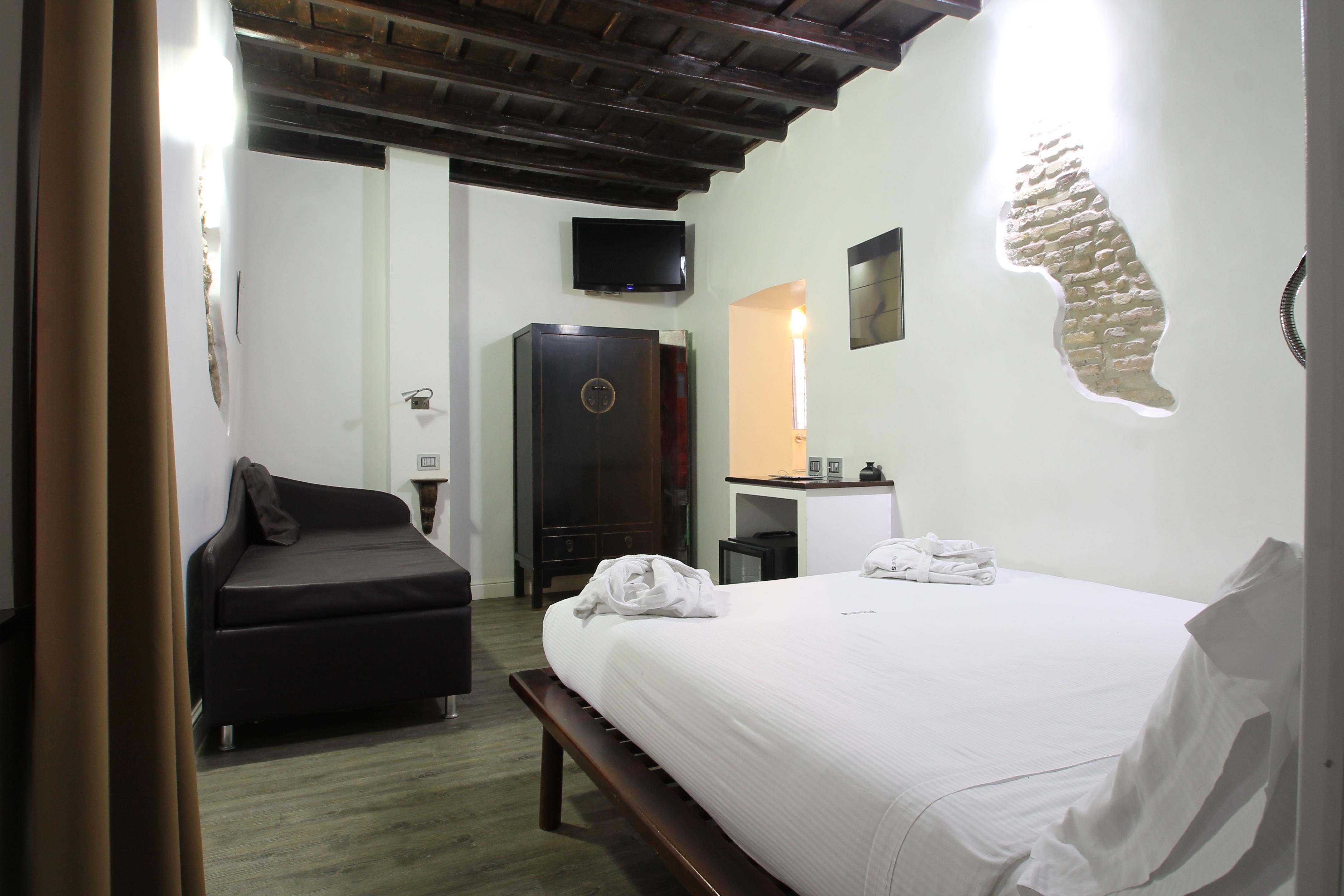 Affittacamere Irooms - Spanish Steps 4*