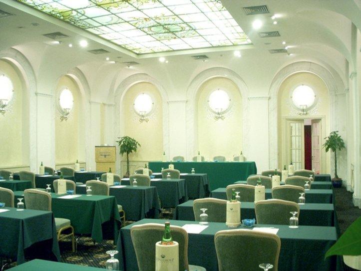 Hotell Intercontinental Ambasciatori Palace By Ihg 5*