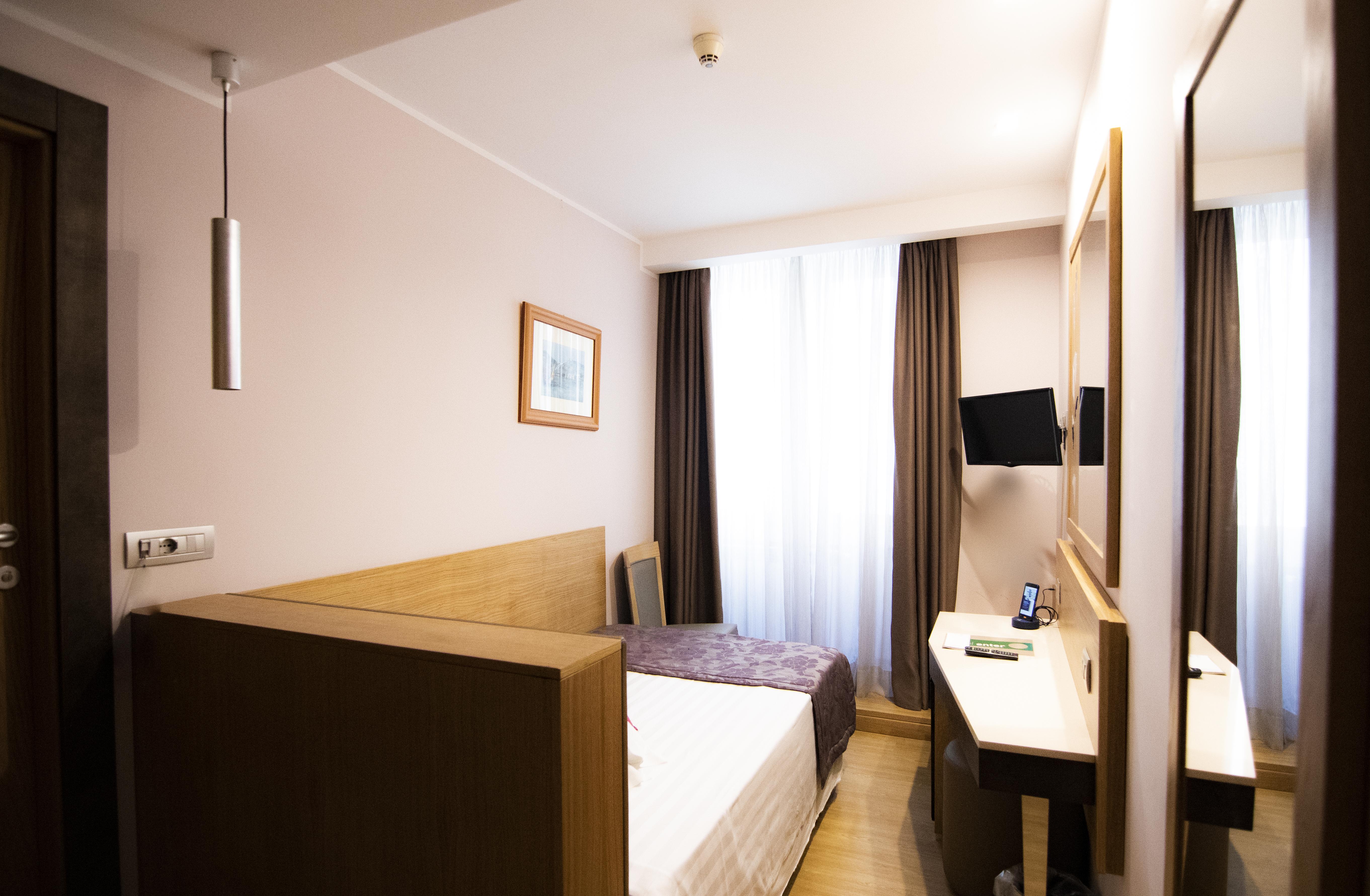 Giolli Nazionale 3* Roma